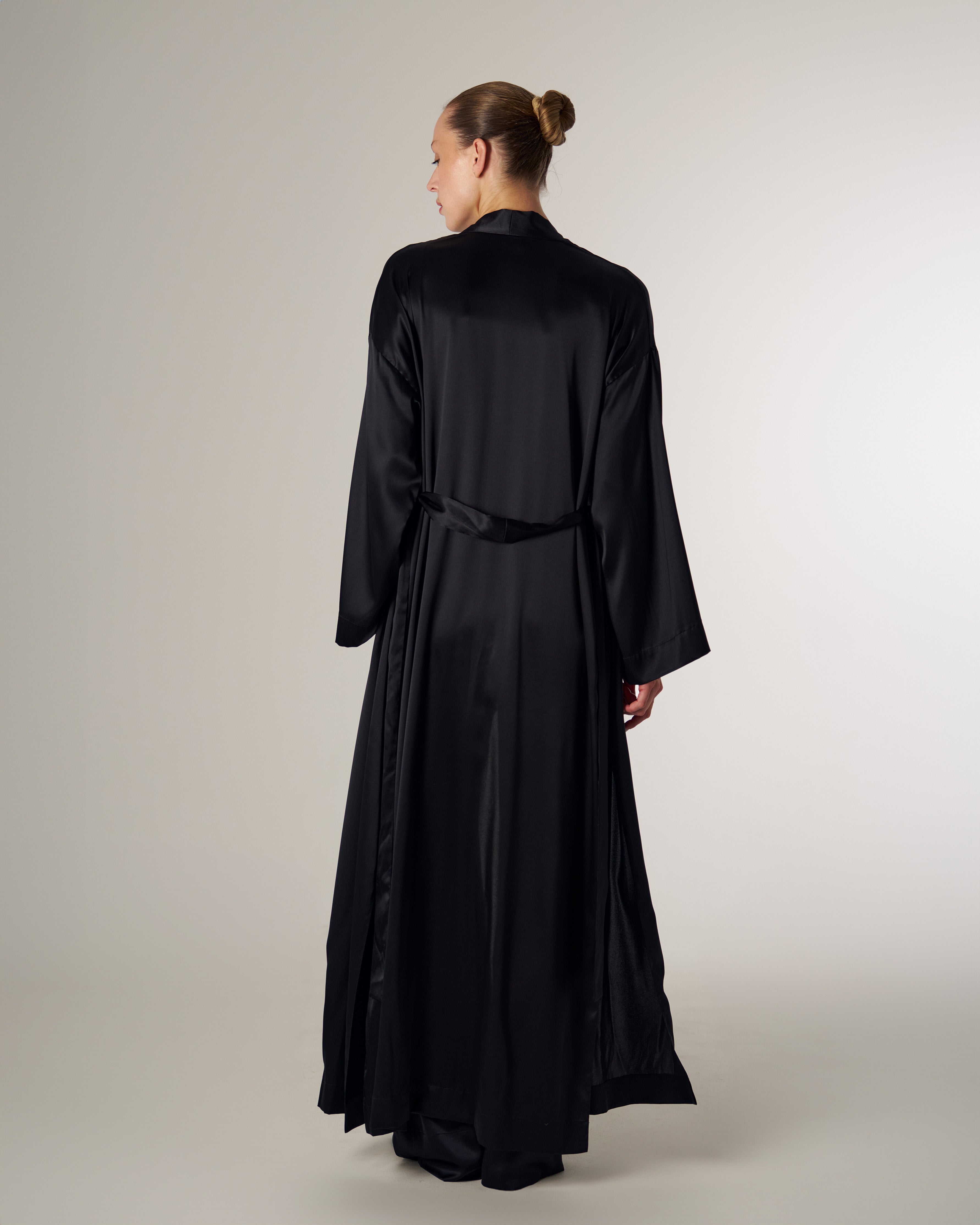 SILK-SATIN KIMONO BLACK