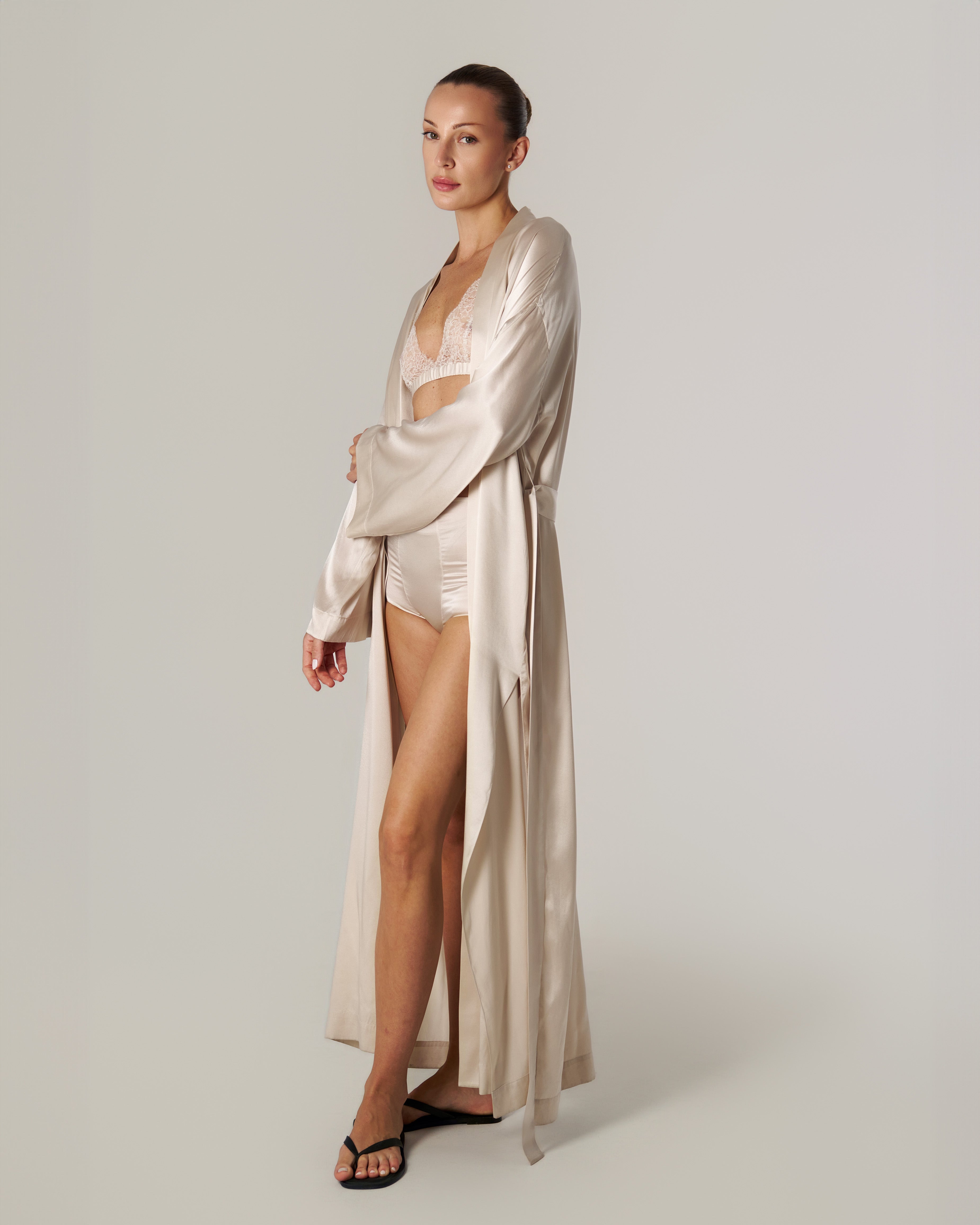 SILK-SATIN KIMONO IVORY
