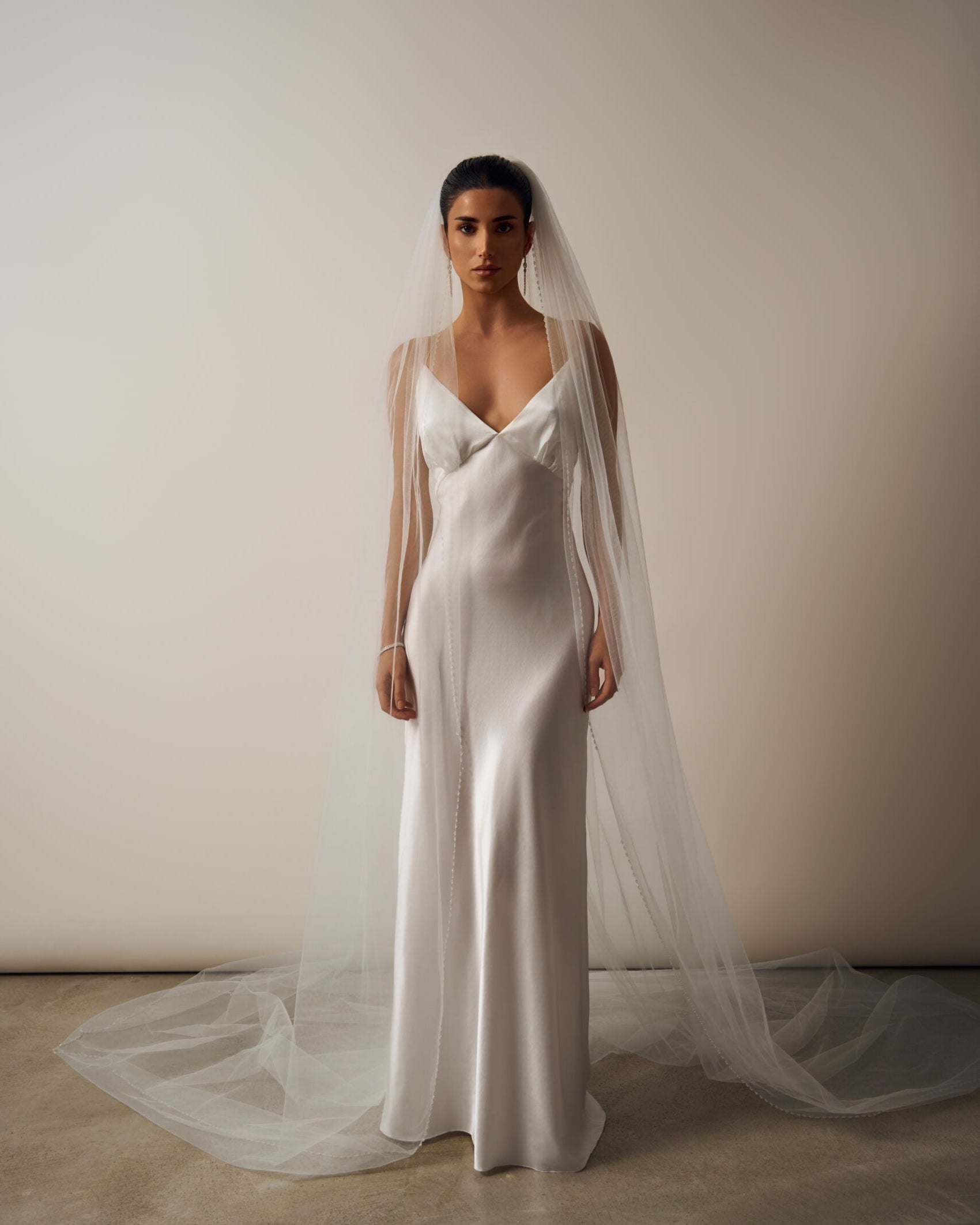 BRIDAL GRACE SILK GOWN DRESS