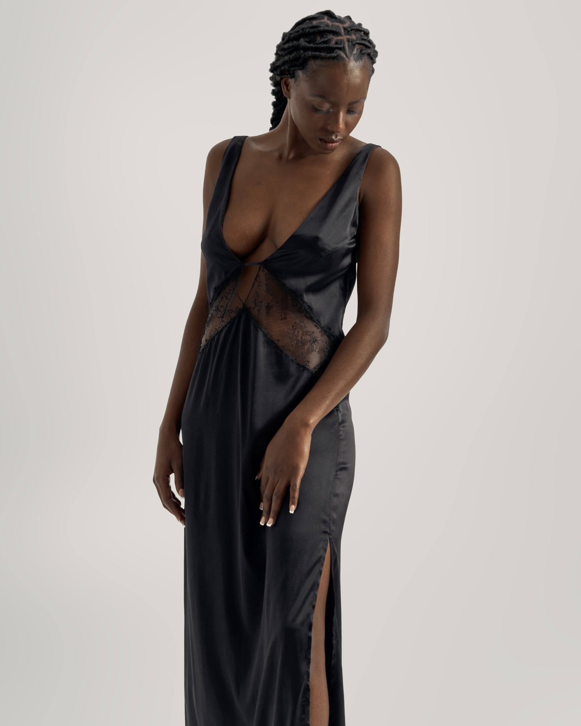 TEANA GOWN DRESS WITH CHANTILLY LACE